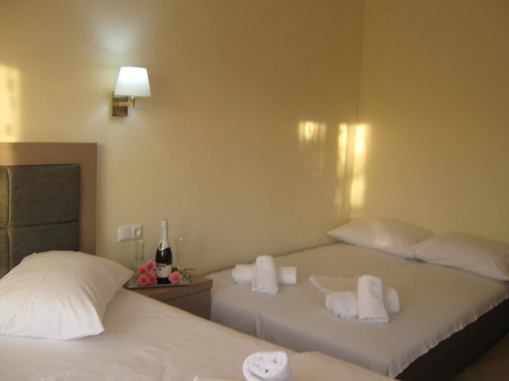 Venetia Apartment *